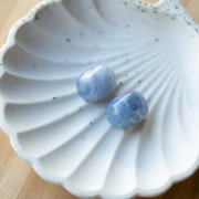 Perla barocca irregolare in resina traslucida 19x15 mm - Blu grigio marmorizzato x1