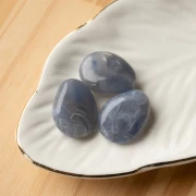 Perlina piatta irregolare 25x20 mm in resina traslucida - Blu grigio marmorizzato x1