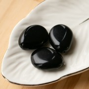 Perla piatta irregolare in resina opaca 25x20 mm - Nero x1