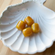 Perle in tubo di resina traslucida 16x14 mm - Giallo miele marmorizzato x4