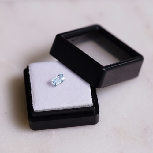 Acquamarina rettangolare 5,4x3,3 mm - 0,40 carati