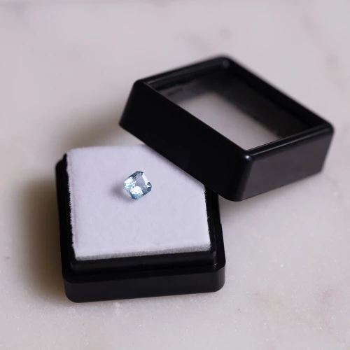 Cuscino di acquamarina 4,5x4,3 mm - 0,45 carati