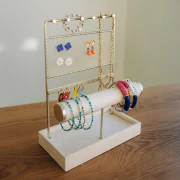 Portagioie - Espositore per gioielli 27,5x21 cm in metallo Dorato e pelle scamosciata beige x1