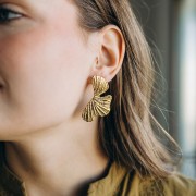 Orecchini a foglia martellata 50x28 mm - Acciaio inossidabile 304L Dorato x2