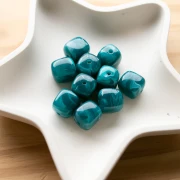 Perle cubiche irregolari 16x17 mm - Acrilico opaco - Verde anatra marmorizzato x10