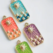 Pendente a forma di sole rettangolare 26x13 mm in resina epossidica 304, acciaio inossidabile, Dorato - Verde