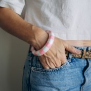 Bracciale a giro spesso 64 mm in resina opaca - Bianco - Rosa x1