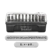Punzoni ImpressArt Signature 3 mm per acciaio - Alfabeto Majuscules BROOKLYN x33