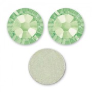 Strass da incollare Swarovski mm. 2.6 Peridot x36