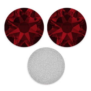 Strass da incollare Swarovski mm. 5 Siam x36