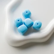 Perle irregolari a forma di cubo 16x17 mm - seconda scelta - Acrilico opaco Azzurro x10