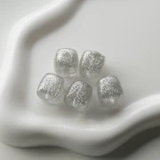 Perle cubiche irregolari 16x17mm - seconda scelta Acrilico trasparente Argento x10