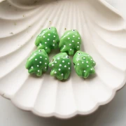 20x16 mm Perlina pesce in ceramica, a pois - Verde - Bianco x1