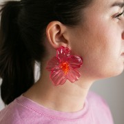 Orecchini a fiore 66x62 mm in acrilico e perle - Rosa - Arancione x2