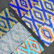 Bracciale tessuto di perle motivo navajo 28 mm Cobalto/Giallo