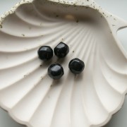 Perla rotonda irregolare sfaccettata da 10 mm in resina opaca - Nero con brillantini x6