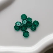 Perle rotonde 10 mm con piccole sfere di resina trasparente - Verde scuro x10