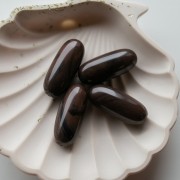 Perla color oliva 34x14 mm in resina opaca - Cioccolato marmorizzato x1