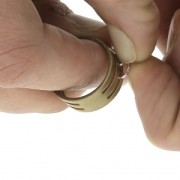 Anello per aprire e chiudere anellini