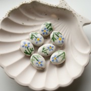 Perlina ovale in ceramica 19x14,5 mm - motivo floreale - Bianco - Blu - Verde x1