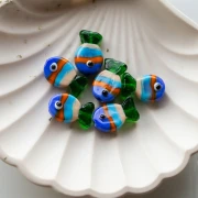 Perlina pesce in vetro 19x13 mm - A righe - Blu - Arancione - Verde x1