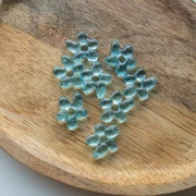 Perla fiore irregolare 18x17 mm in vetro traslucido - Sky Blue x1