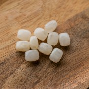 Perle acriliche rettangolari arrotondate 13x10,5 mm - Avorio marmorizzato x10