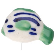 Perlina pesce in ceramica 23x16 mm - motivo a strisce - Verde - Blu - Bianco x1