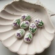 Perla ovale in ceramica 19x14,5 mm - motivo floreale - Bianco - Viola - Verde x1