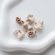 Perla di gatto in ceramica 16x15 mm - Tabby marrone x1