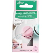 Affilatore per aghi e portaghi Clover a forma di macaron - Lampone x1