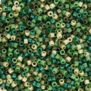 Verde - Mix Miyuki Delica 11/0 - Forest Walk x8 g Mix Miyuki Delica 11/0 - Forest Walk x8 g