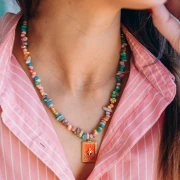 I miei gioielli fai da te - Kit per collana con perle di conchiglia colorate