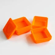 Selezionatore di perle 6x6x2 cm, 4 misure - Hot Orange x1