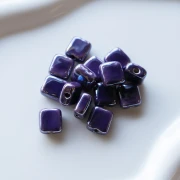 Perla quadrata in ceramica da 10 mm - Eggplant x1
