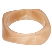 Bracciale rigido quadrato irregolare da 64 mm in resina traslucida - Salmone marmorizzato