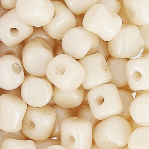 Minos® di Puca® 2.5x3 mm Opaque Beige Ceramic Look x5g