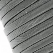 Laccetto doppio cuoio imitazione lucertola 5 mm Grigio x 50cm