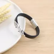 Chiusura magnetica motivo scaglie mm.22x13 per laccetto 10mm bronzo x1