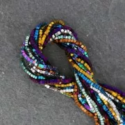 Mini cubetti di ematite mm.1.4 Light Green Metallic x cm.40