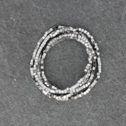 Mini cubetti di ematite mm.1.4 Labrador x cm.40