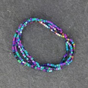 Mini cubetti di ematite mm.1.4 Iris x cm.40