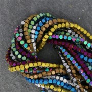 Mini-ematite cubi sfaccettati mm.2.2 Blue Metallic Mat x cm.40