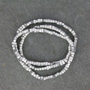 Mini-ematiti separatori écru mm.3.3 Labrador x cm.40