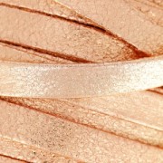 Laccetto cuoio effetto scamosciato metalizzato screpolato 10 mm Pink Gold x 50cm