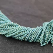 Catena maglia ovale piatta 1.5 mm Azzurro/dorato x1m