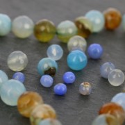 Perle sfaccettate rotonde in agata colorata 7,8 mm Corn Flower Blue x10
