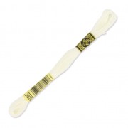 Filo da ricamo DMC Mouliné Spécial 117 MC Bianco Cassé (3865) x8m