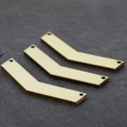 Distanziatore chevron 2 fori in legno grezzo da personalizzare 60x18 mm 