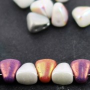 Perle in vetro 2 fori Nib-Bit 6x5 mm Jet Hematite x10g